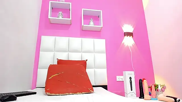 Snapshot of malu_hot69 chatting on 09.11.25 malu hot69 online show from 09.11.25