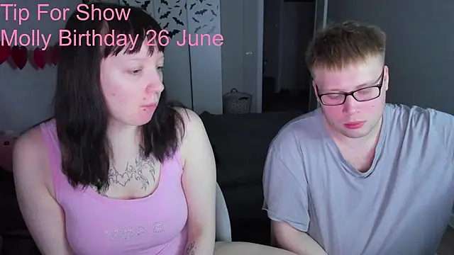 Snapshot of JayMollyy chatting on 05.28.26 JayMollyy online show from 05.28.26
