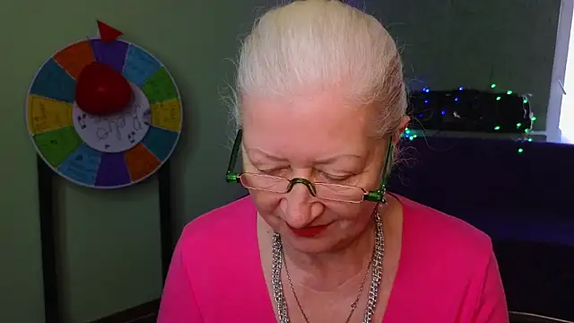 Maya Mayflower online show from 03.15.25