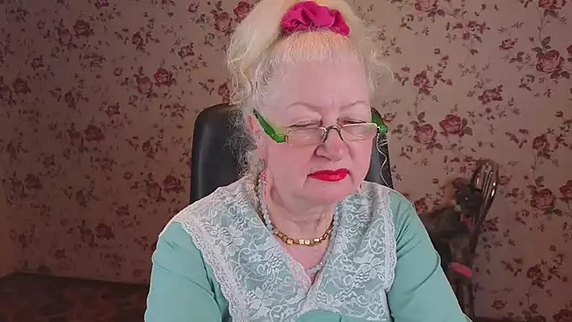 Maya Mayflower online show from 03.13.26