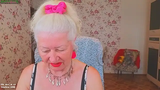 Snapshot of Maya_Mayflower chatting on 06.16.26 Maya Mayflower online show from 06.16.26
