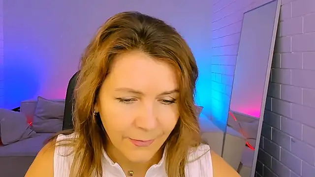 NicoleHitman online show from 11.12.25