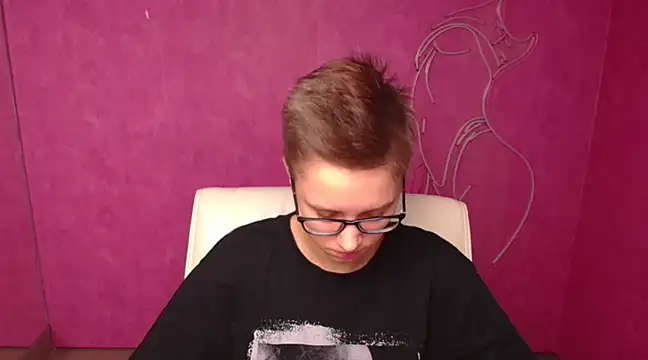 Bella Swannn online show from 03.14.25