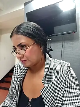 Ariana Rodriguez online show from 03.17.25