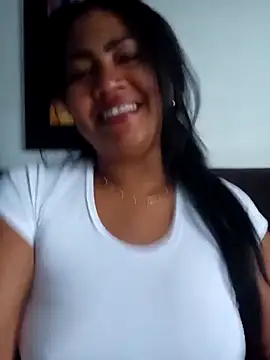 Ariana Rodriguez online show from 10.07.25