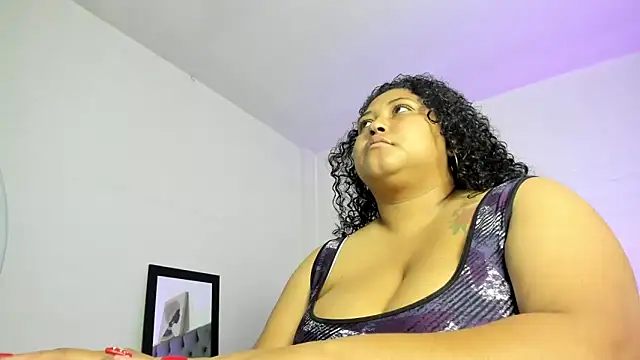 Ayliinn  online show from 11.06.25