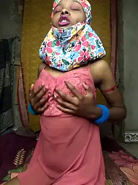 Cutesoma01 online show from 04.10.26