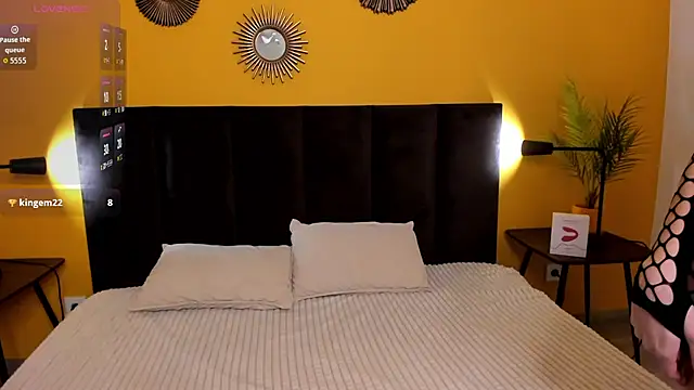 Jessie Curlyy online show from 11.18.25