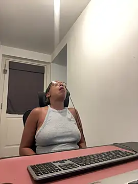 Melia Rayne online show from 07.22.26