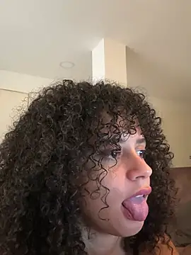 KittyTwerk 2 online show from 03.15.25