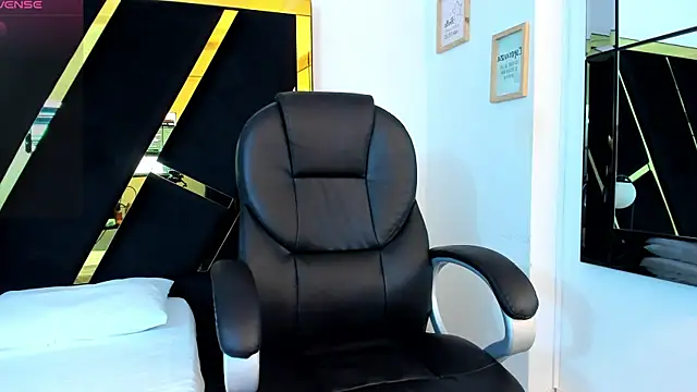 adalinarusell  online show from 03.11.25