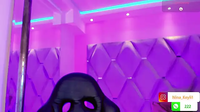 Nina Keyli online show from 12.21.25