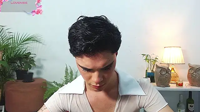 juanes puthee online show from 03.02.26