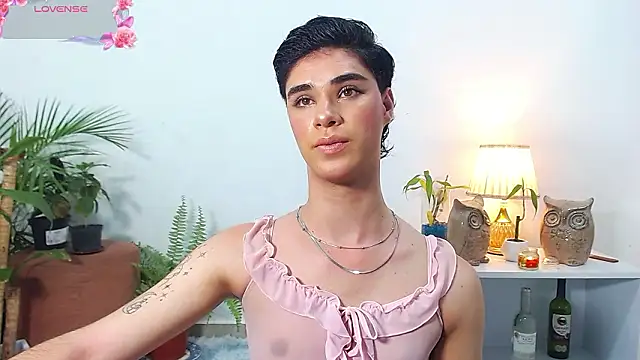 juanes puthee online show from 03.13.26