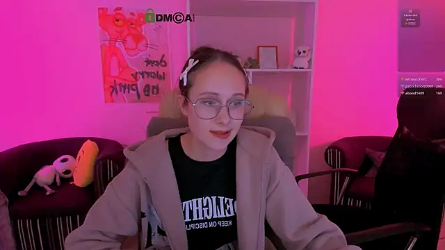 Snapshot of mona_cloud chatting on 09.14.25 mona cloud online show from 09.14.25