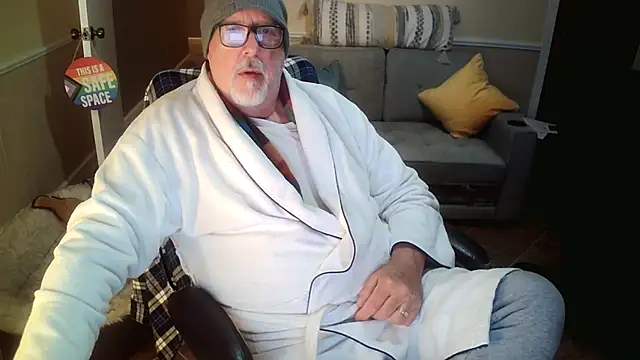 superbearboss online show from 01.13.26