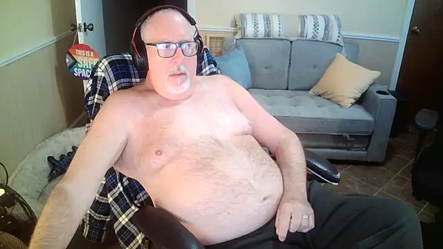 superbearboss online show from 03.18.26