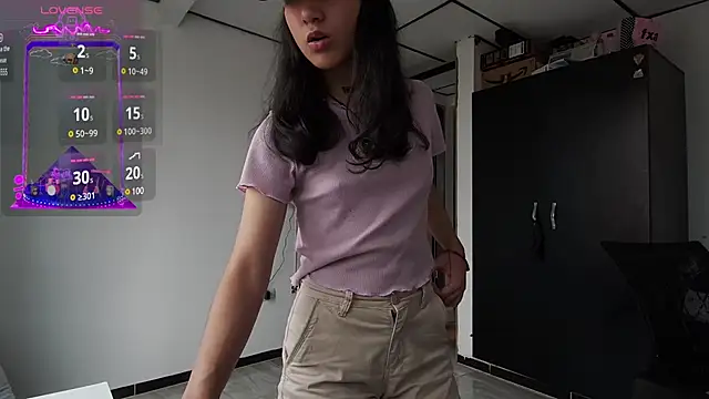 Snapshot of 22Amatista chatting on 03.22.25 22Amatista online show from 03.22.25