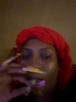 Dymmmm online show from 11.04.25