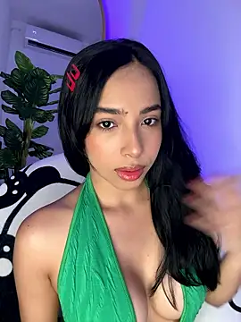  Emily Thompson  online show from 01.08.26