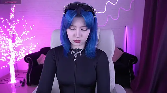 SelenaIris online show from 01.06.26