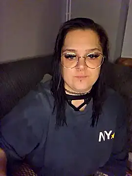 Saucy-Serenity online show from 10.14.25