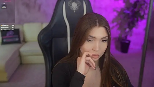 Billie054 online show from 11.30.25