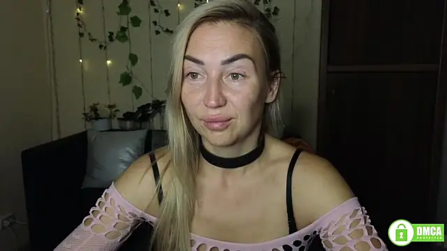 Kiss julli88I online show from 09.12.25