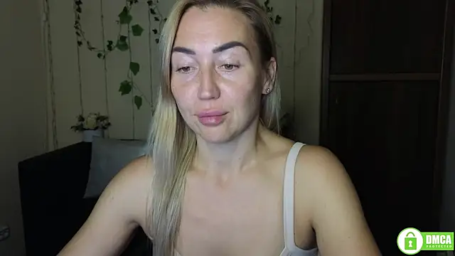 Kiss julli88I online show from 10.12.25