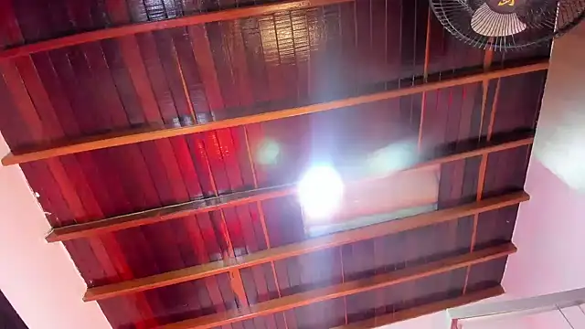 Small Hot19 online show from 10.09.25