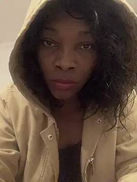 Nahomy gree online show from 03.16.25