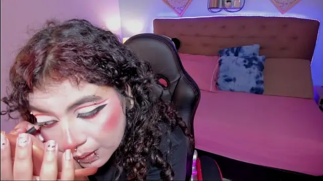  Lilly miller online show from 11.21.25