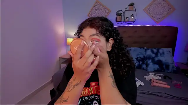  Lilly miller online show from 11.24.25