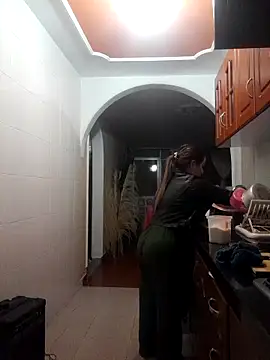 Luna-nevada online show from 09.18.25