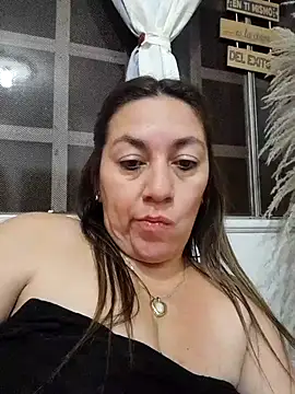 Luna-nevada online show from 10.11.25