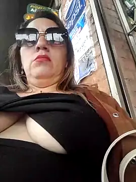 Luna-nevada online show from 11.13.25