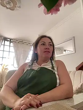 Luna-nevada online show from 01.31.26