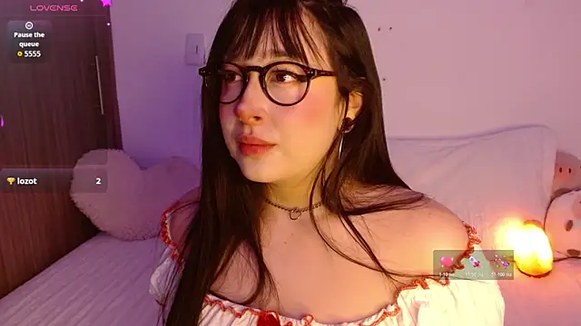 Oliviargf online show from 11.17.25