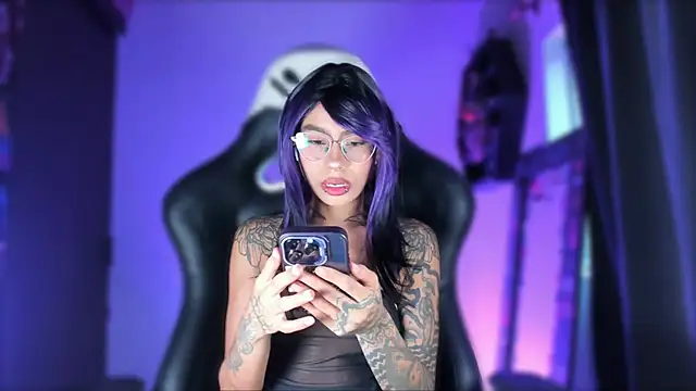 Snapshot of sofiafenty chatting on 09.17.25 sofiafenty online show from 09.17.25