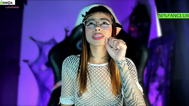 Snapshot of sofiafenty chatting on 10.09.25 sofiafenty online show from 10.09.25