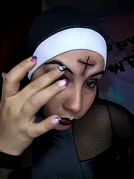 esmeralda jadees online show from 10.31.25