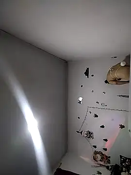 esmeralda jadees online show from 12.02.25