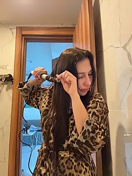 AleksandraRich online show from 11.28.25