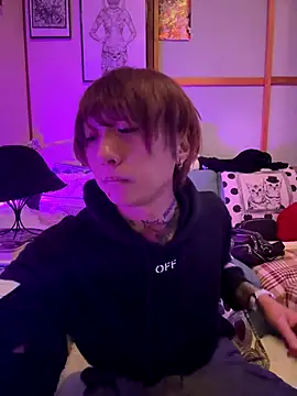 Snapshot of ryokunero chatting on 09.17.25 ryokunero online show from 09.17.25