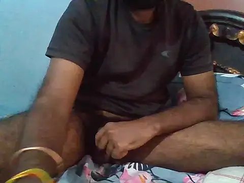 Snapshot of teluguboy99989 chatting on 11.27.25 teluguboy99989 online show from 11.27.25