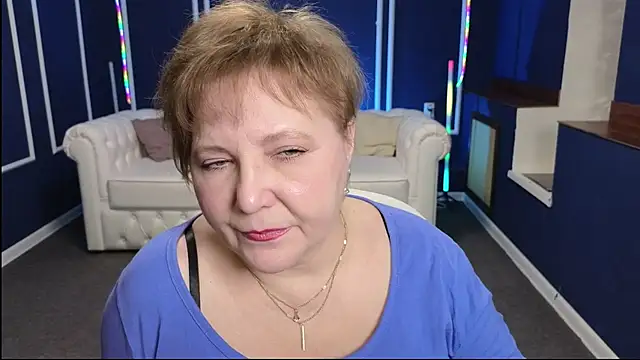 Kira Kenet online show from 03.21.25