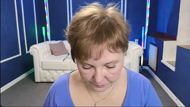 Kira Kenet online show from 03.21.25