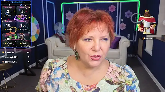 Kira Kenet online show from 09.25.25