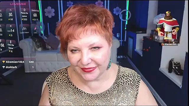 Kira Kenet online show from 10.10.25