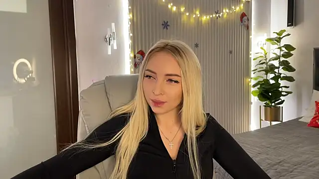 OhMyEmma online show from 12.19.25